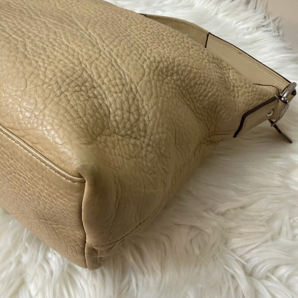 Coach Beige Leather Hobo Bag#F13094 - Picture 8 of 13